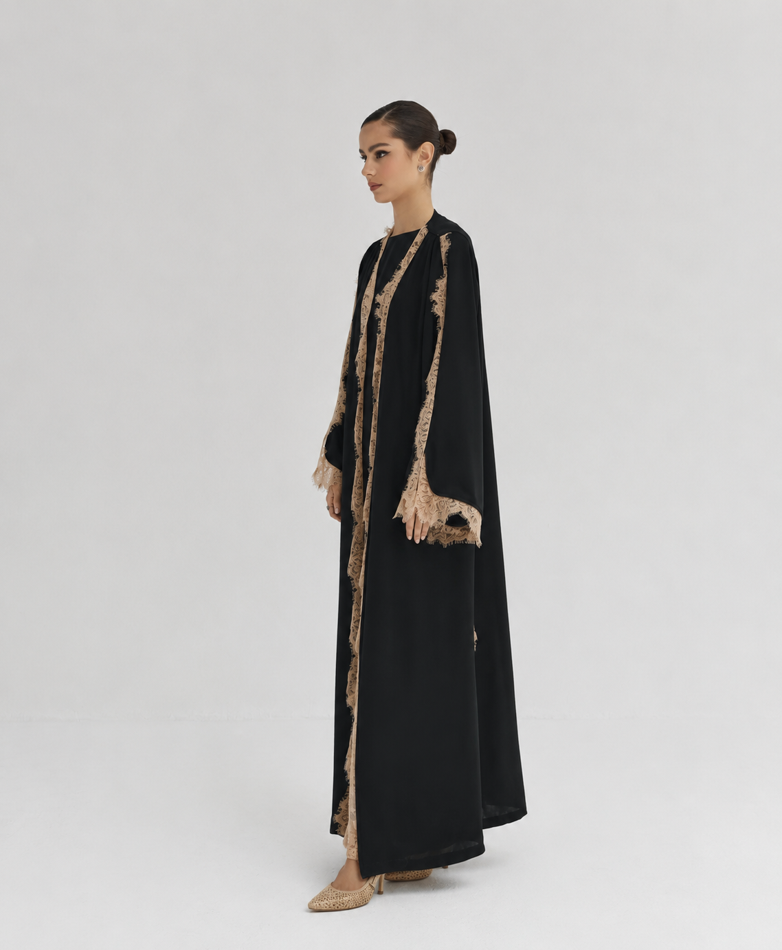 The Raphaelle Abaya