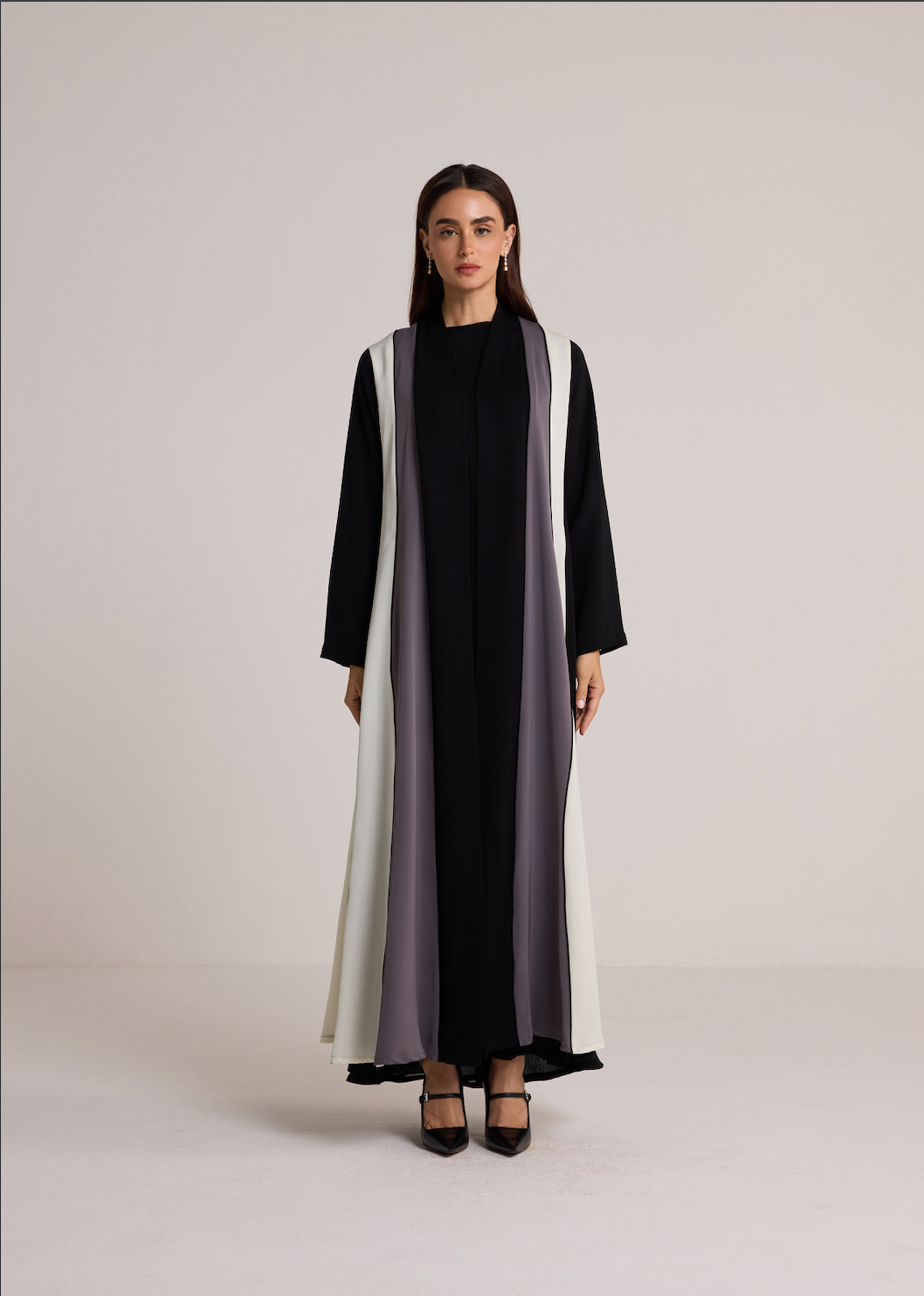 The Verena Abaya