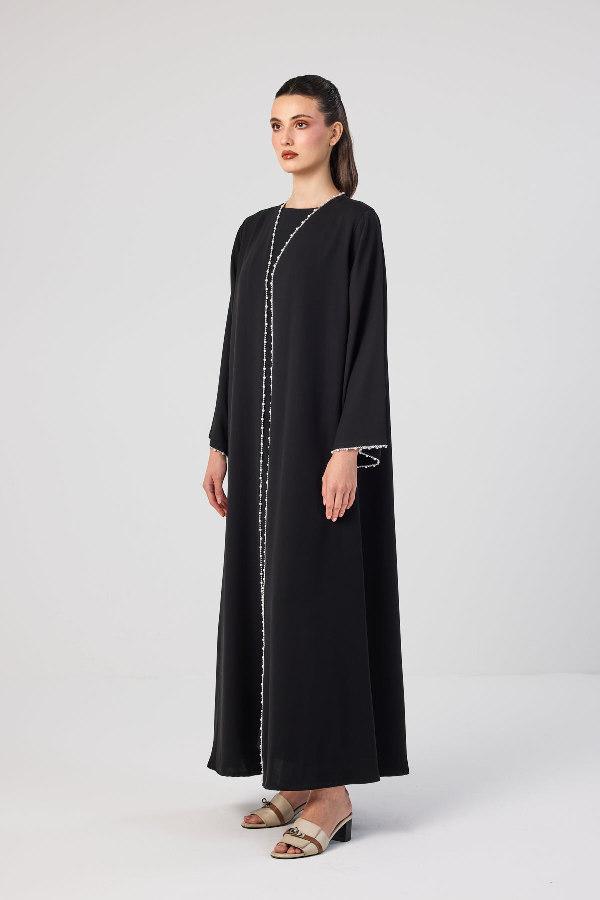 The Perla Abaya